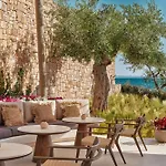 Hotel Ikos Olivia